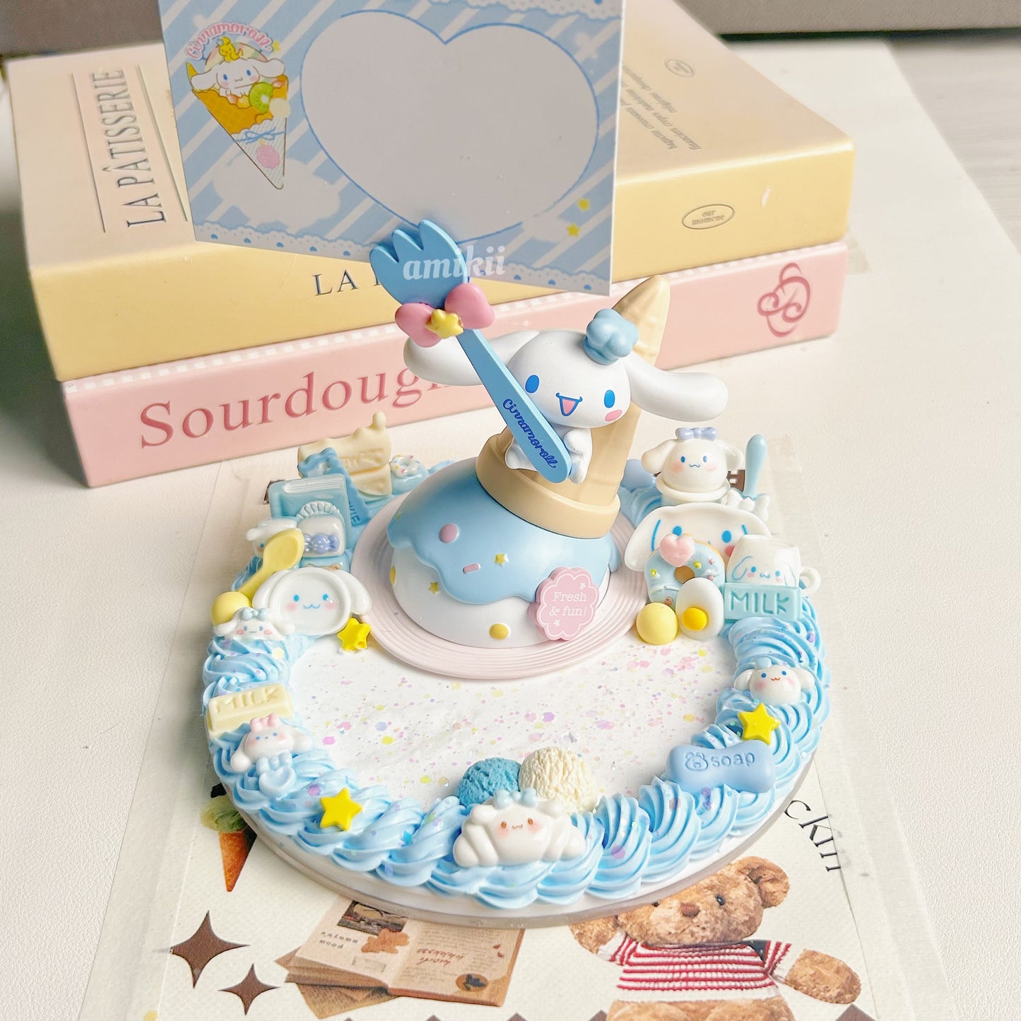 Sanrio Cinnamoroll and Pochacco phone stand and iPad stand