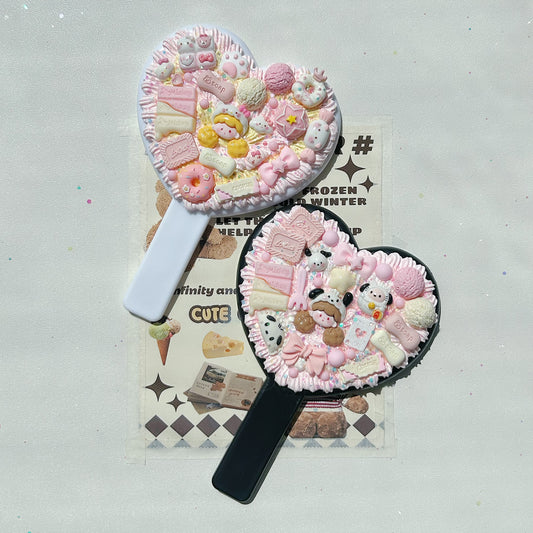 Sanrio girls handheld mirror